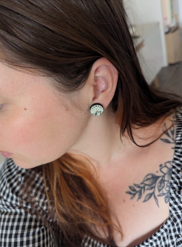 Puces d'oreilles Velaris – Image 3